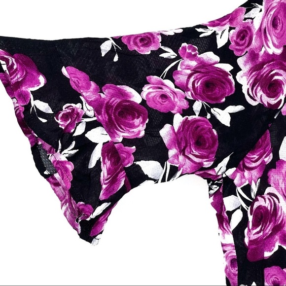 Torrid Top Womens 1X Floral Print V Neck Feminine Romantic Girly Valentines Day - Picture 6 of 11